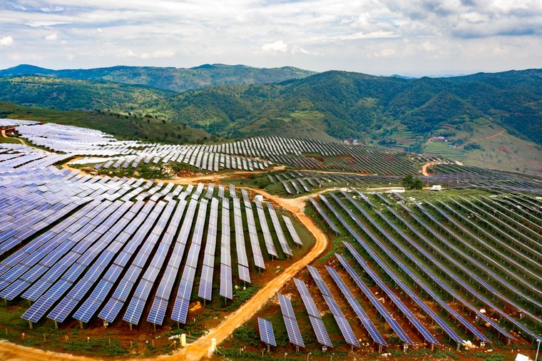 光伏成本造價標準，光伏100萬兆瓦造價，一百畝光伏造價