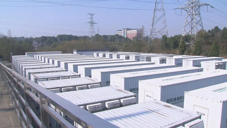 儲能板塊與電池板塊區別，工廠電池儲能電站優缺點